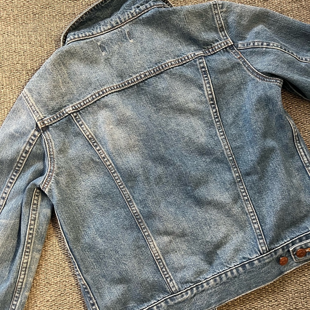 Madewell Classic Jean Jacket sz medium - Picture 6 of 8
